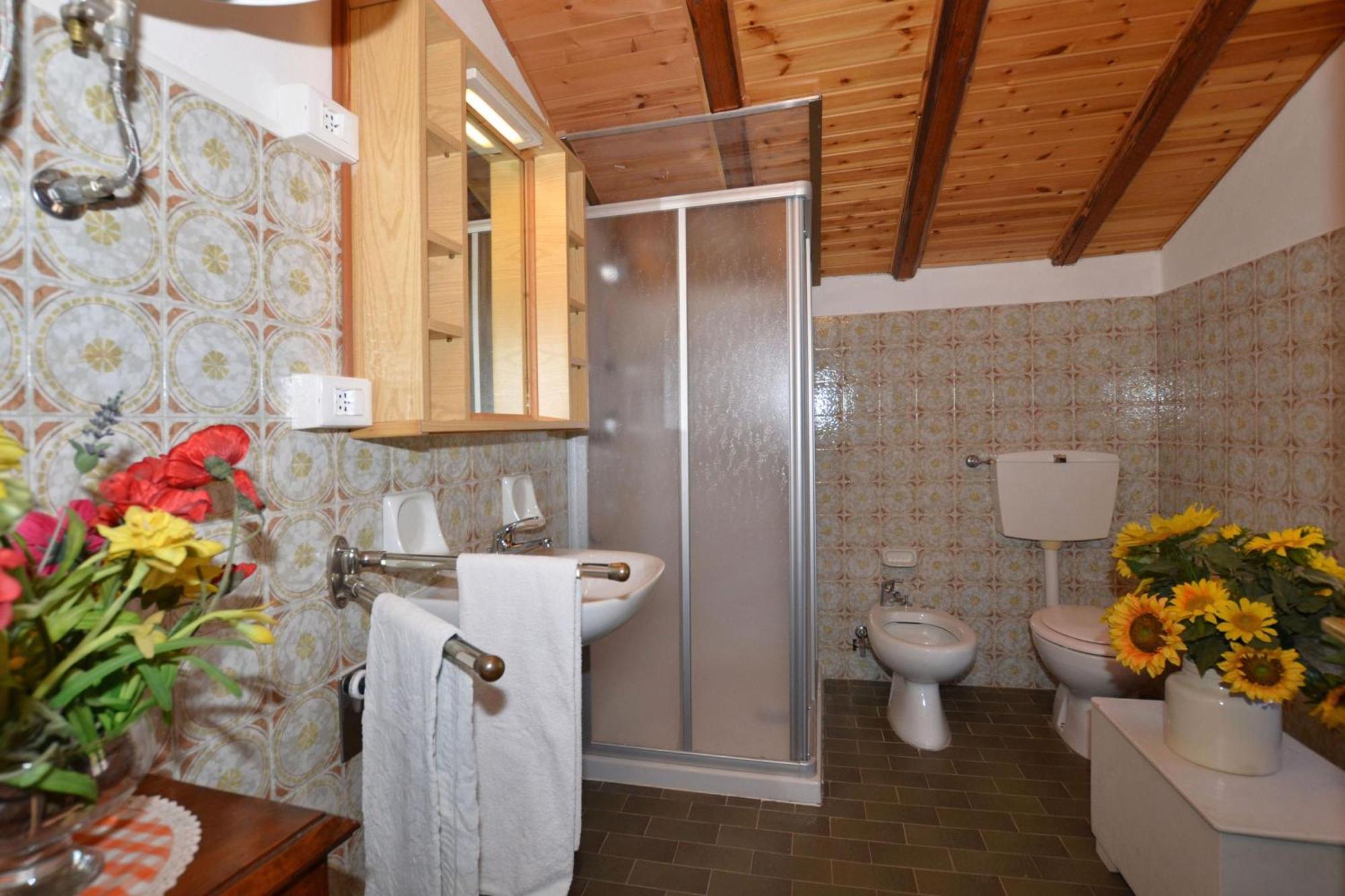 Casa Busso - Happy Rentals Esino Lario Exterior foto